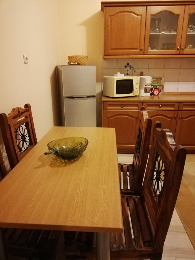 Family Apartment Patras Bagian luar foto